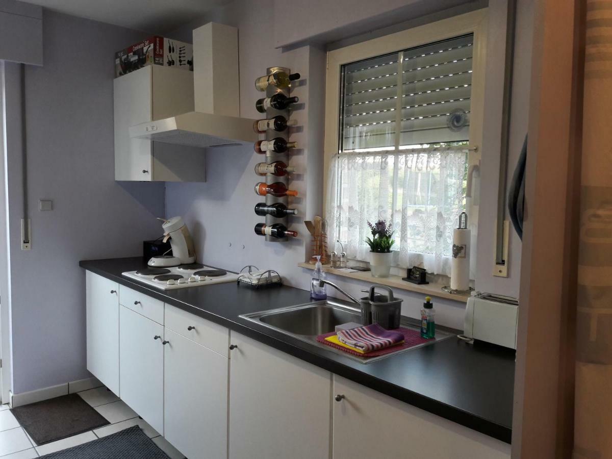 Vakantiestudio Ciney Chapois Extérieur photo